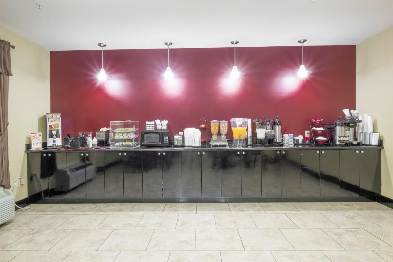 Red Roof Inn & Suites Lake Charles Ngoại thất bức ảnh
