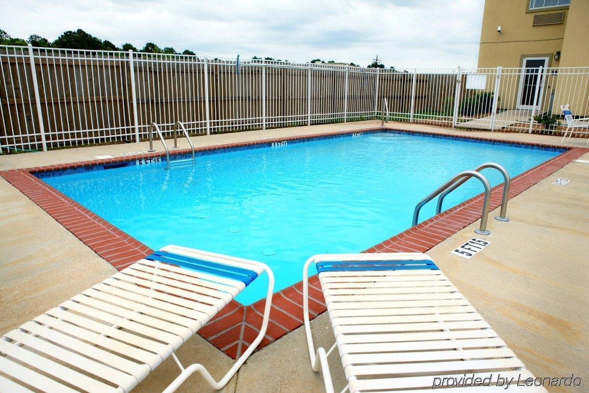 Red Roof Inn & Suites Lake Charles Ngoại thất bức ảnh