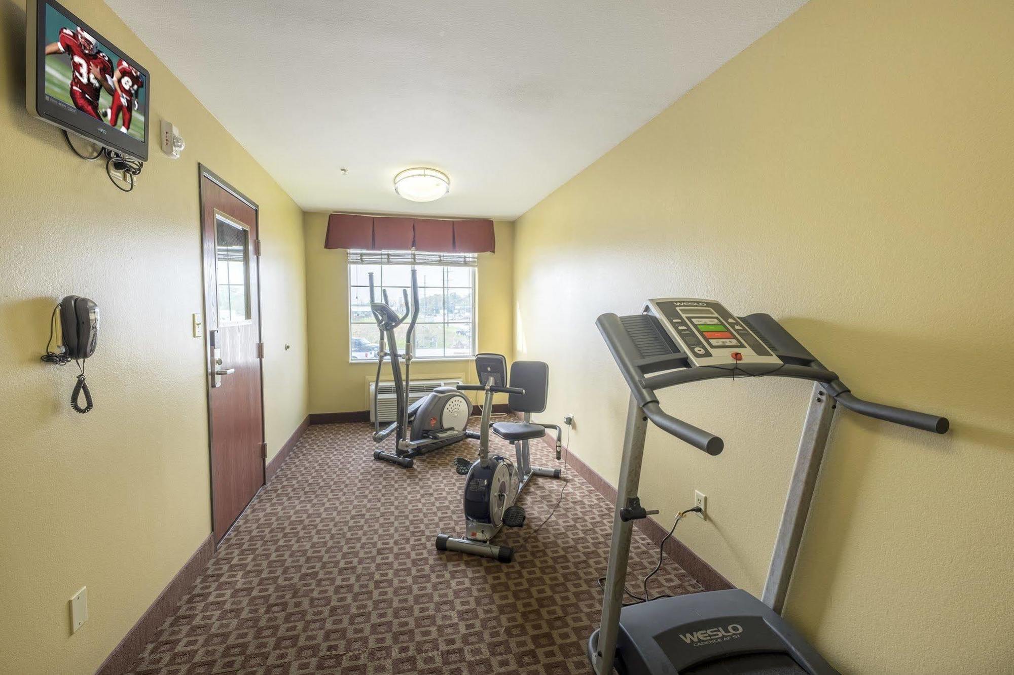 Red Roof Inn & Suites Lake Charles Ngoại thất bức ảnh